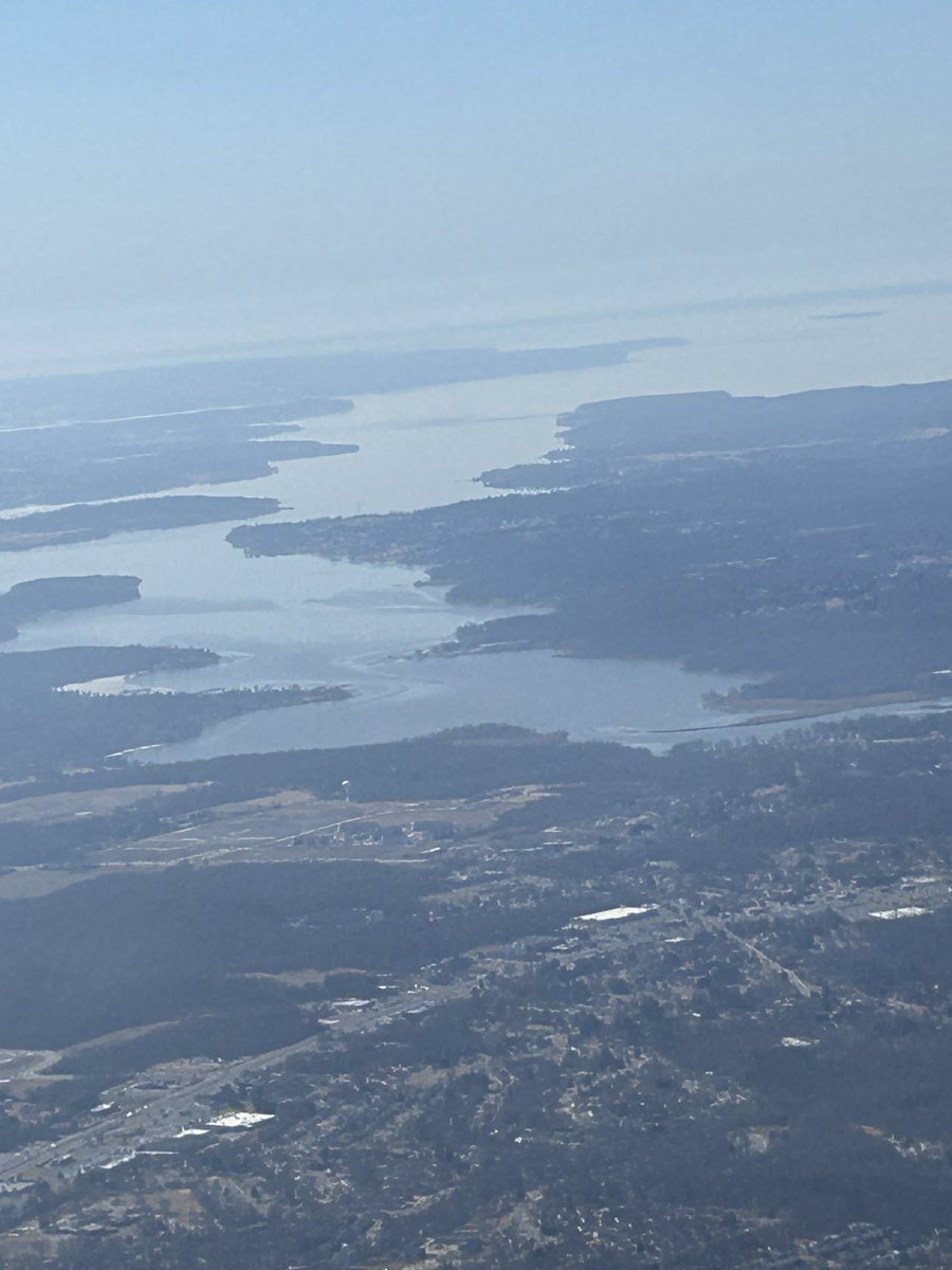 russkid's tweet photo. Life at 5500 feet. I love my Pilot life! #russcanfly https://t.co/AVS6k8kBcw