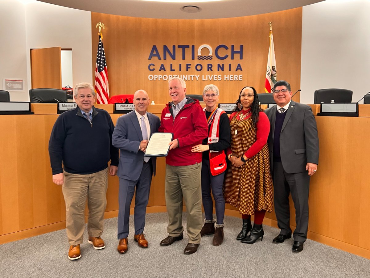 RedCrossNorCal's tweet photo. Shoutout goes to the Contra Costa County team for kicking off #MarchisRedCrossMonth by accepting proclamations from the cities of Antioch, Brentwood, and Lafayette, which serve as a celebration of our mission, our people, our history, and those who make our mission possible 🥰 https://t.co/hRooDtoPQJ