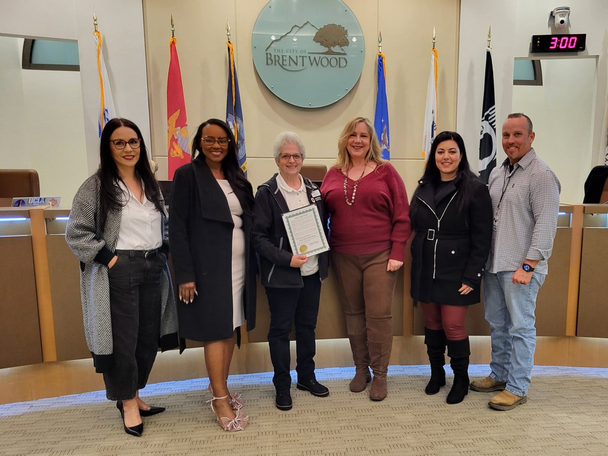 RedCrossNorCal's tweet photo. Shoutout goes to the Contra Costa County team for kicking off #MarchisRedCrossMonth by accepting proclamations from the cities of Antioch, Brentwood, and Lafayette, which serve as a celebration of our mission, our people, our history, and those who make our mission possible 🥰 https://t.co/hRooDtoPQJ