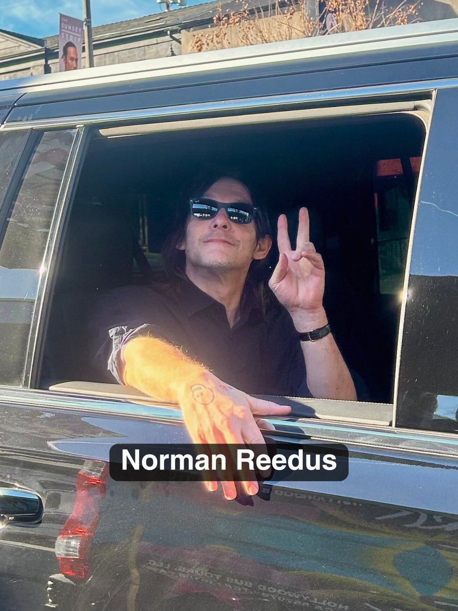 reedusnetwork's tweet photo. Norman Reedus in Los Angeles, California this past weekend.

©️ hollywoodbustours | Instagram

#normanreedus https://t.co/VhGl15lt4N