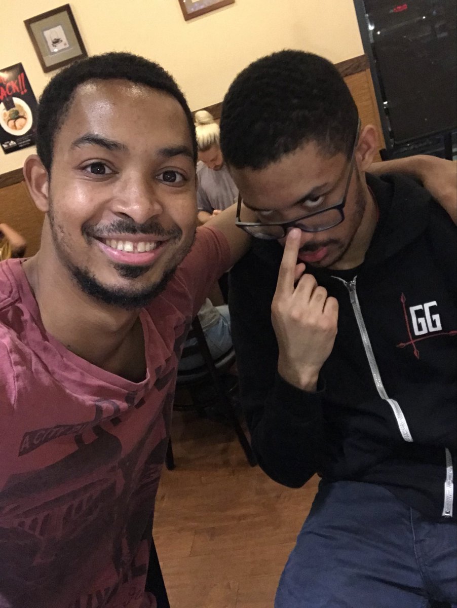 Mr_Kwiggle tweet media