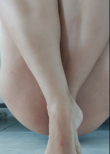 coty_lovee's tweet photo. mis lunares y cada detalle de mi piel esta a la vista...sabes porque?? Porque soy natural y quiero que me veas asΓ...sin filtros o ediciones β€π· Escribime si queres ver mas... #naturalwomen #picsfeet #Feet #FootModel #FeetLovers #NoFilter #Piel #SinFiltros #milf https://t.co/8OArTcjkRm