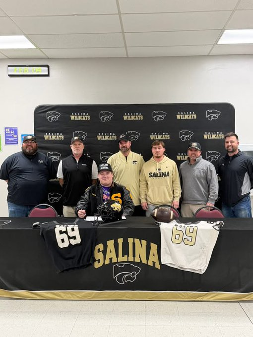 Salina Wildcats Football tweet media