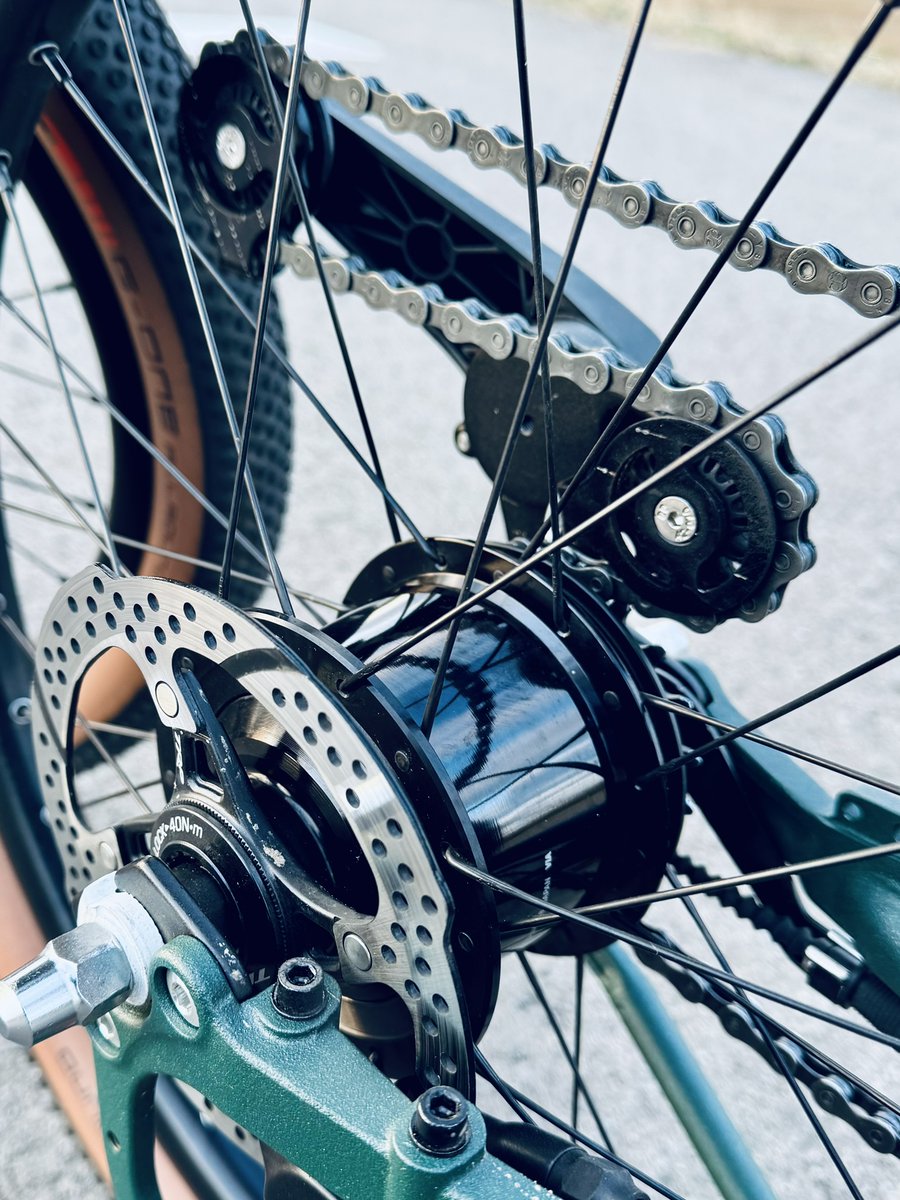 bikepac's tweet photo. 【今朝ポタ】
スッキリと薄曇り。
放射冷却しなくて良かんべ？と思ったがキリキリ冷える。

暖気が済めば外気とウェアと体温が程良く拮抗してる感じ。

#BROMPTON https://t.co/cW8g1GtN7i