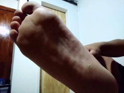 hola_master_leo's tweet photo. Necesito una buena lamida.
#malefindom #findom #feet #footfetish #male #size43 https://t.co/dhivUBe0hy
