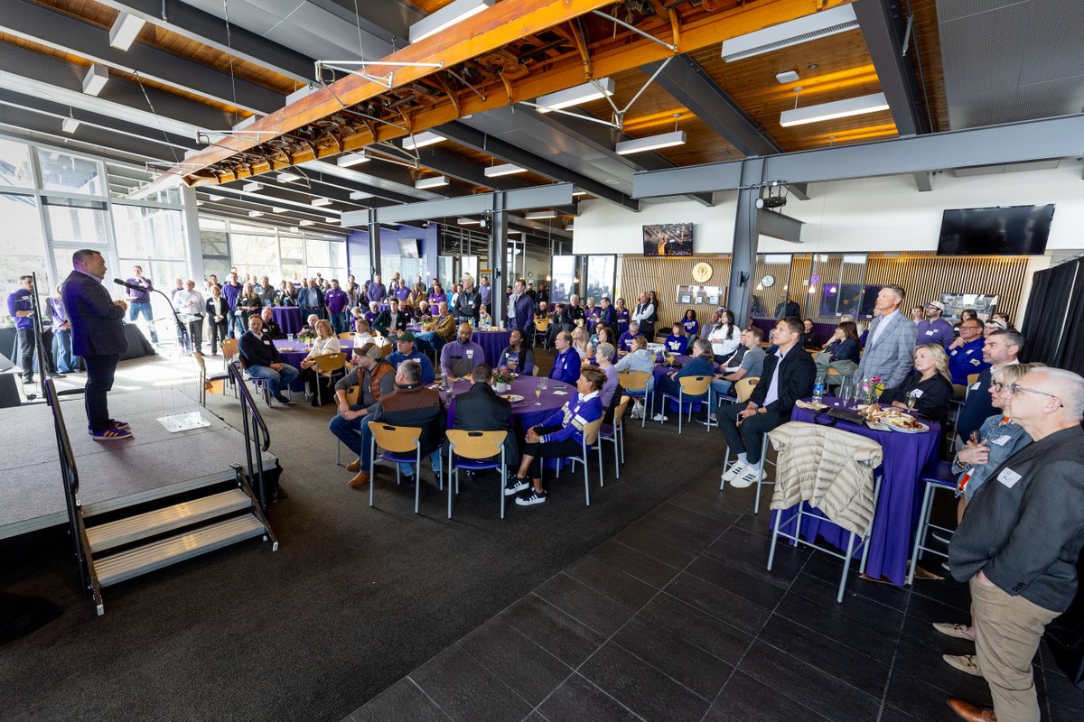 Red Box Pictures tweet media