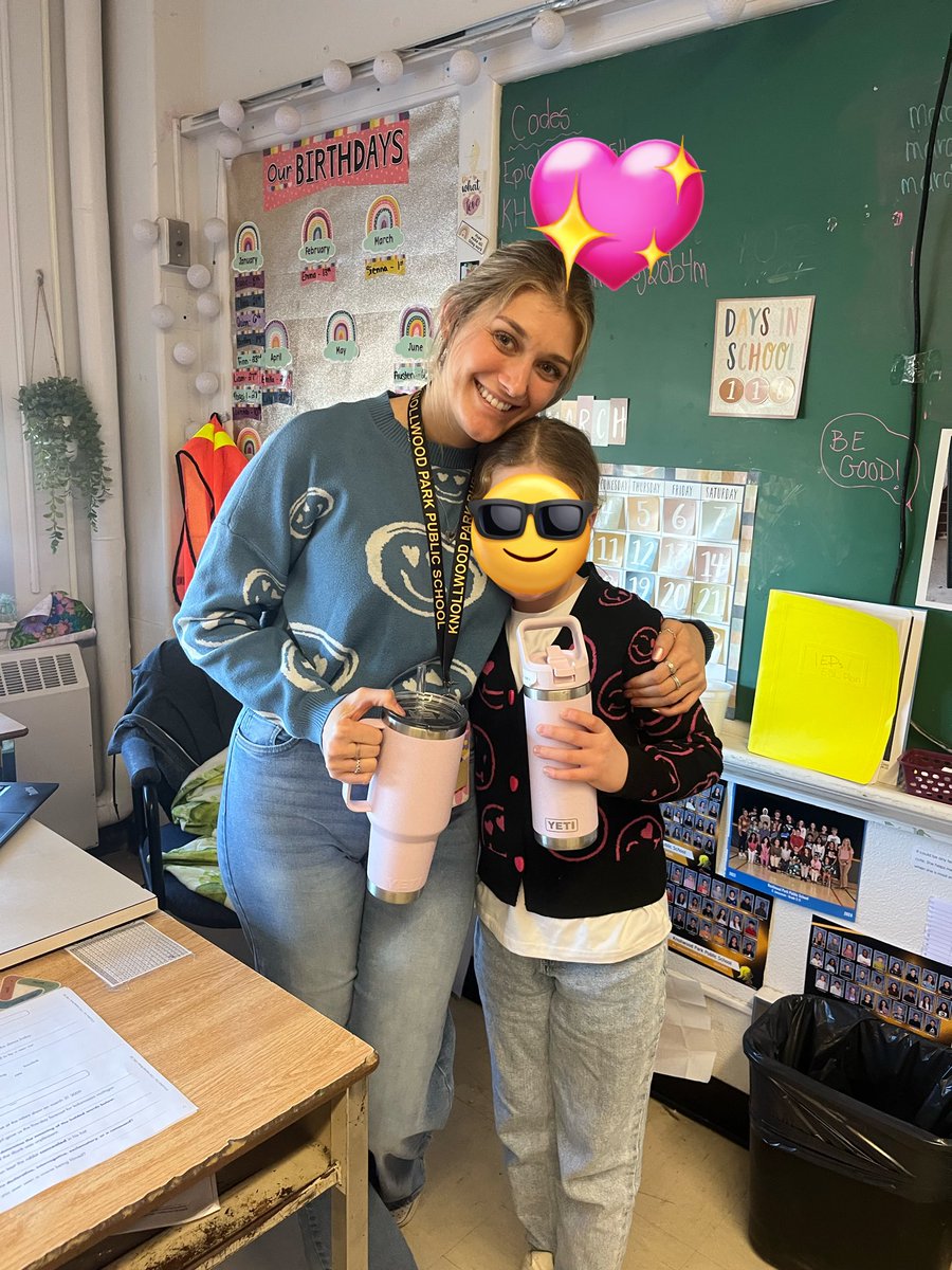 cjansseune's tweet photo. She wanted to be twins with me today🥺💕 Too cute! Matching Yeti colours and all! https://t.co/kotIIeUkGk