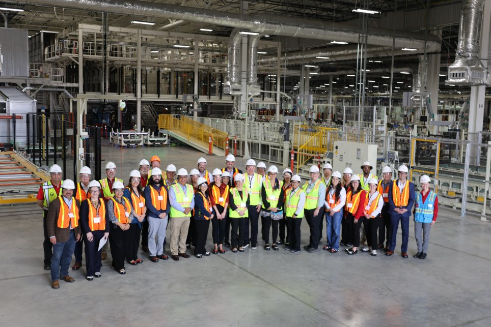 NOW HIRING | Toyota is expanding its San Antonio campus with a $531 million investment in a new rear axle unit plant, a move that will add more than 400 jobs and streamline the company’s North American supply chain. bit.ly/4aYoAuD