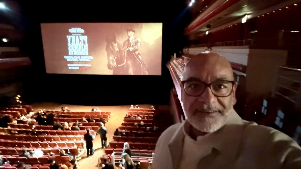 NickSingster's tweet photo. World premier of @ThePeakyBlinder #theimmortalman what a great film @cillianmurphy46 https://t.co/kj5ZbjTk58