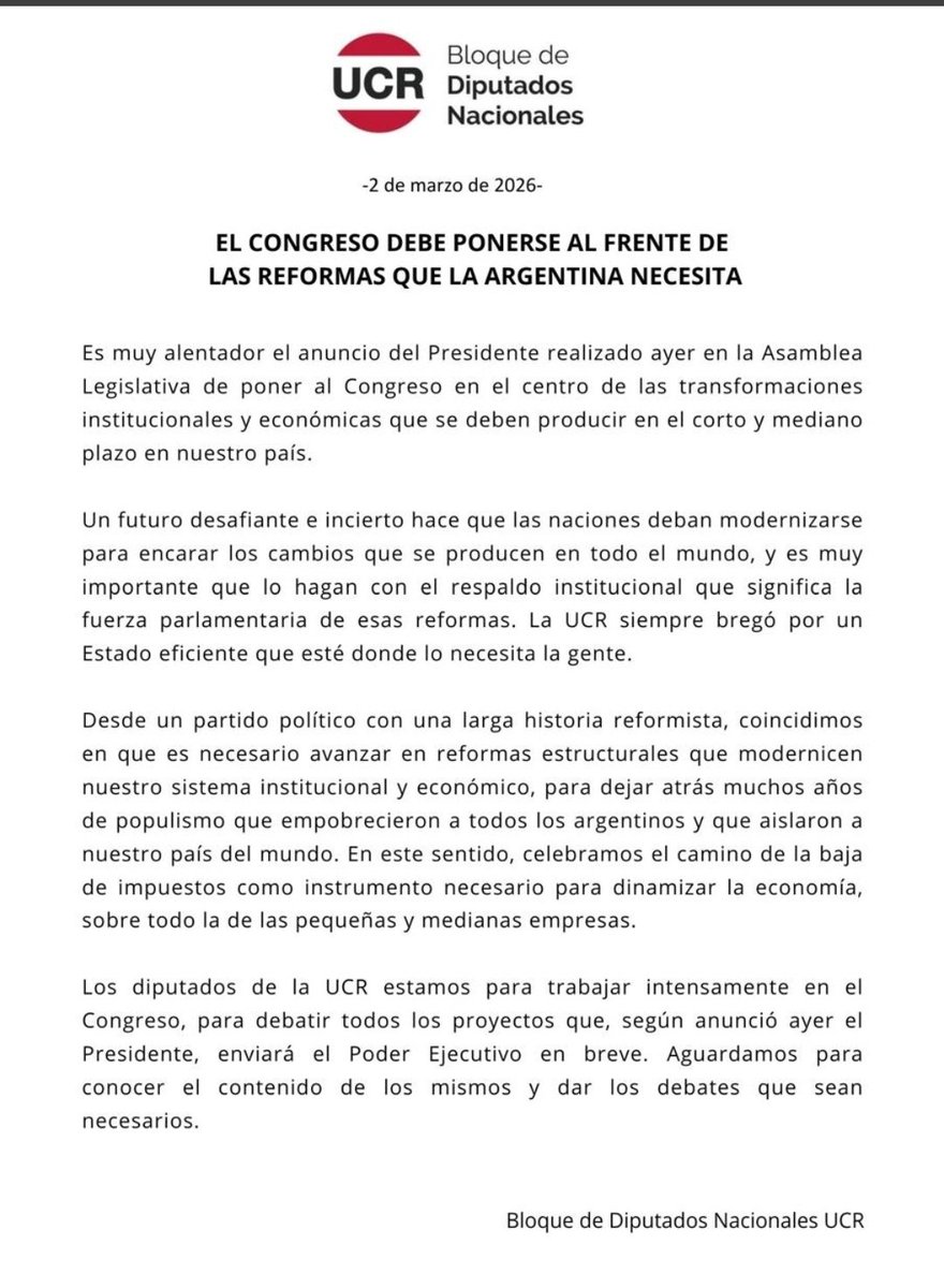 Así vieron los Radicales la apertura de sesiones. ¿No se habrán perdido algo?