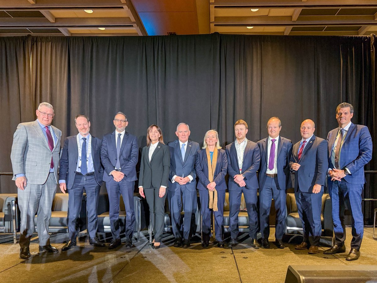 PromArgentina tweet media