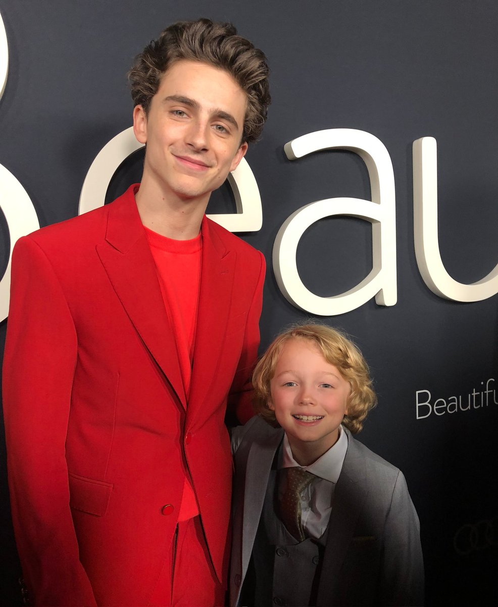 Timothée Chalamet reunited with Christian Convery (the actor who played Nic Sheff's brother in 'Beautiful Boy') at the Actor Awards last night 🥹