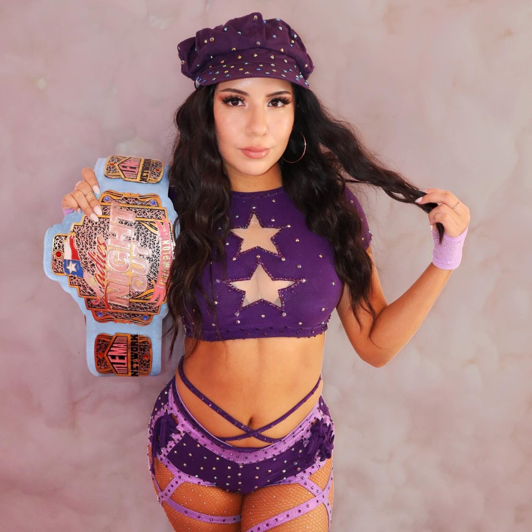 TitleMatchEdits's tweet photo. YES! @TheAJMendez knows what she's talking about!

See for yourself. Witness the #evolution of wrestling’s top-tier talent, Jazmin Allure, including her full-circle moment as she became the @TitleMatchWN Ladies Night Out Champion!

▶️https://t.co/LdEKDsEFDa

#womenswrestling #WWE https://t.co/MxvaGE0wHs