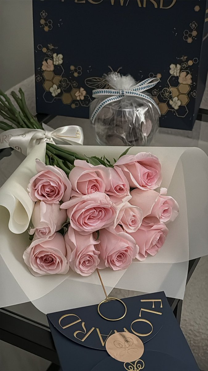 li_1420's tweet photo. 🌸 🤍 https://t.co/71F6QsgtoT
