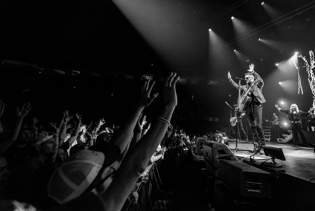 Eric Church tweet media