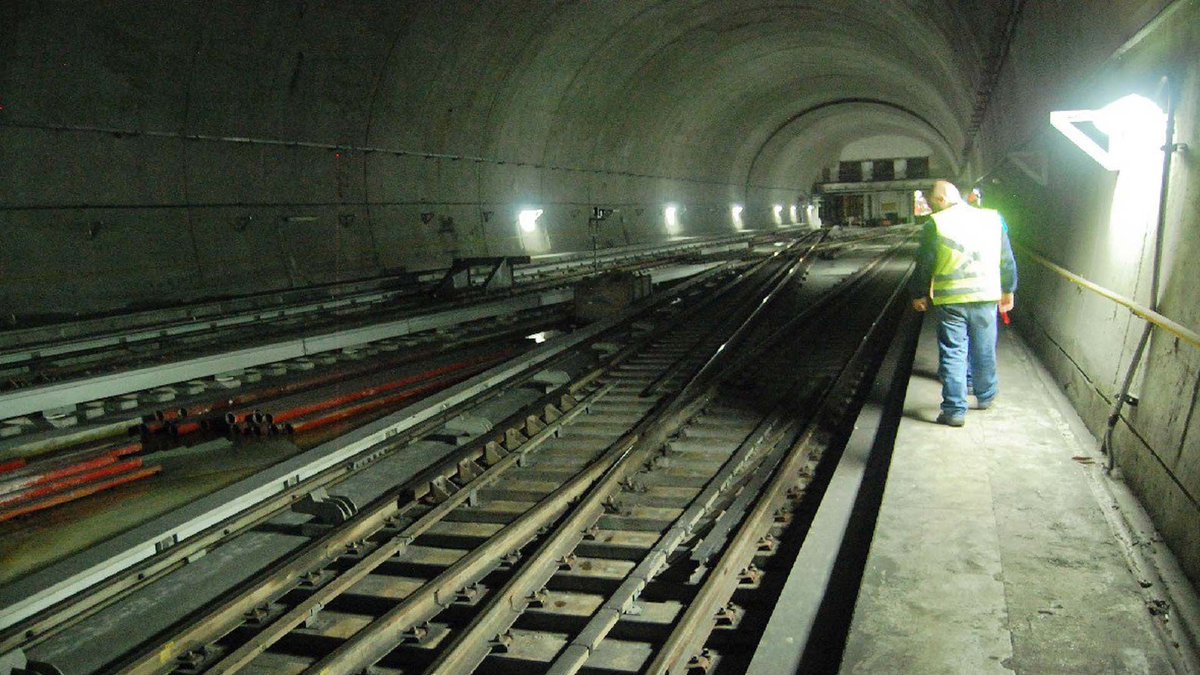 armandou78's tweet photo. Metro de Caracas realiza mantenimiento de la vía férrea en Propatria

#sstvi #bbvipks4 #sramhr https://t.co/ceAnjx2ai4