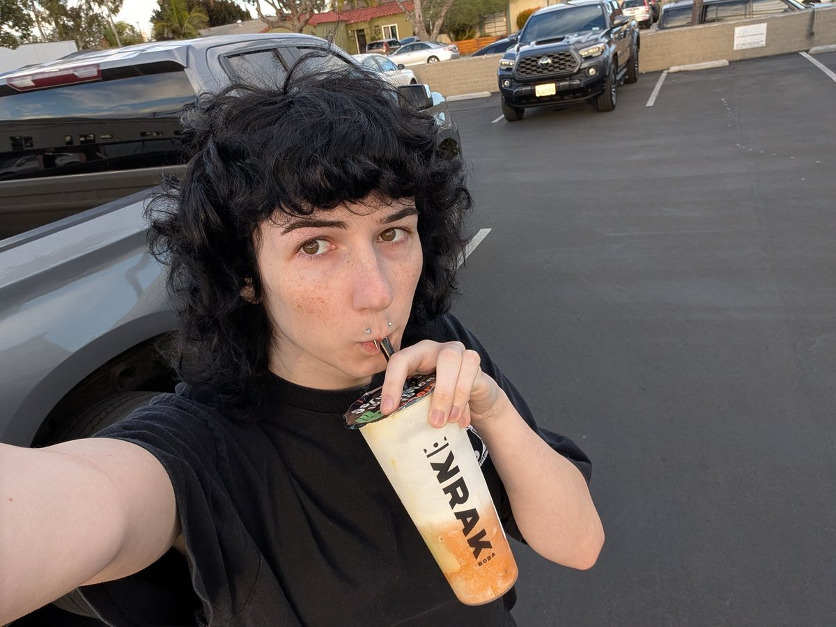 Doctor No tweet media