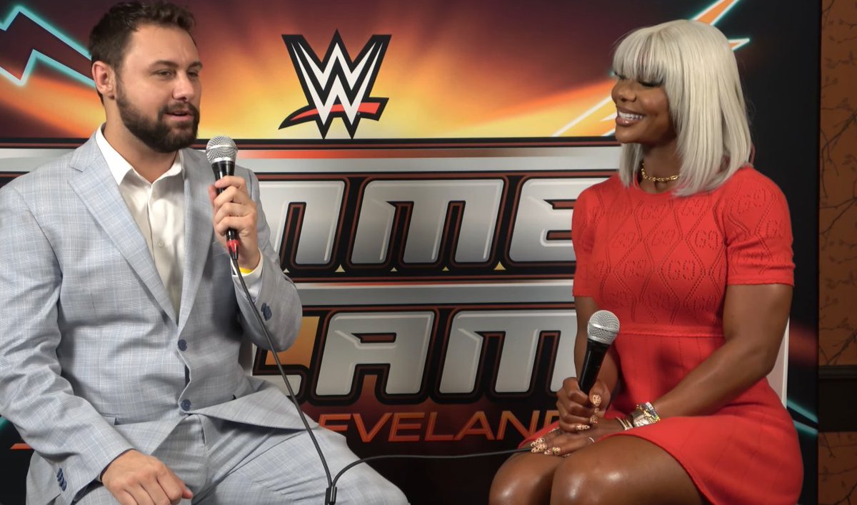 Sean Ross Sapp of Fightful.com tweet media