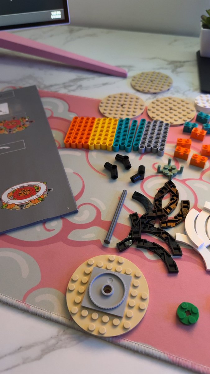 misityy's tweet image. Lego bloom 🌸