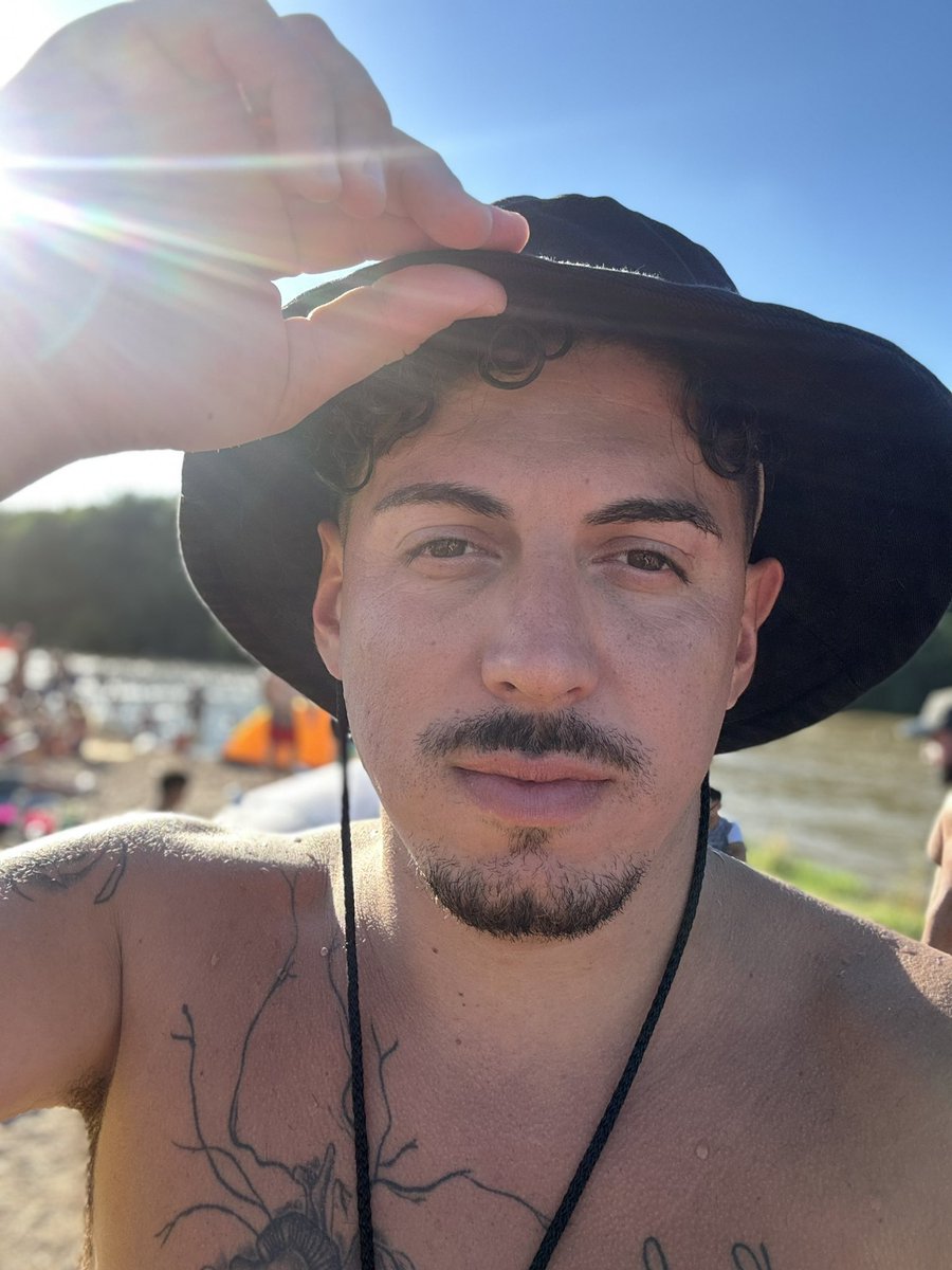 davi_DU22's tweet photo. ☀️ 🥵 🔥 https://t.co/1yxUvya06Y