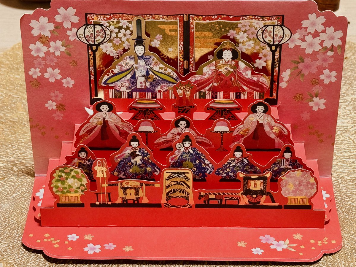 おはようございマッシュ🍄 今日は楽しいひな祭り〜🎎 母から送られてき