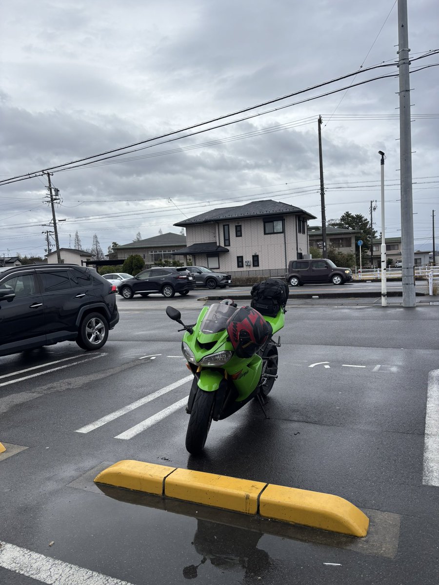 今現在、愛知県安城市。 風がかなり強くなってきた… これ以上走るの