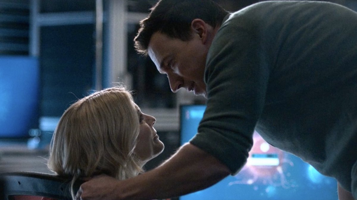 AnnaHolley_23's tweet photo. Dr Alexander - Hodgson and Professor Hodgson truly are the reigning King and Queen of love at first sight 🥹💓☺️

#SilentWitness 
#Jakki https://t.co/4j3FejVnFz