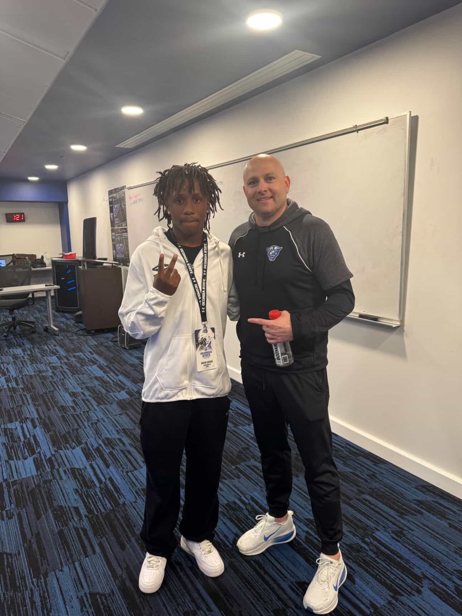 KingMauni tweet media