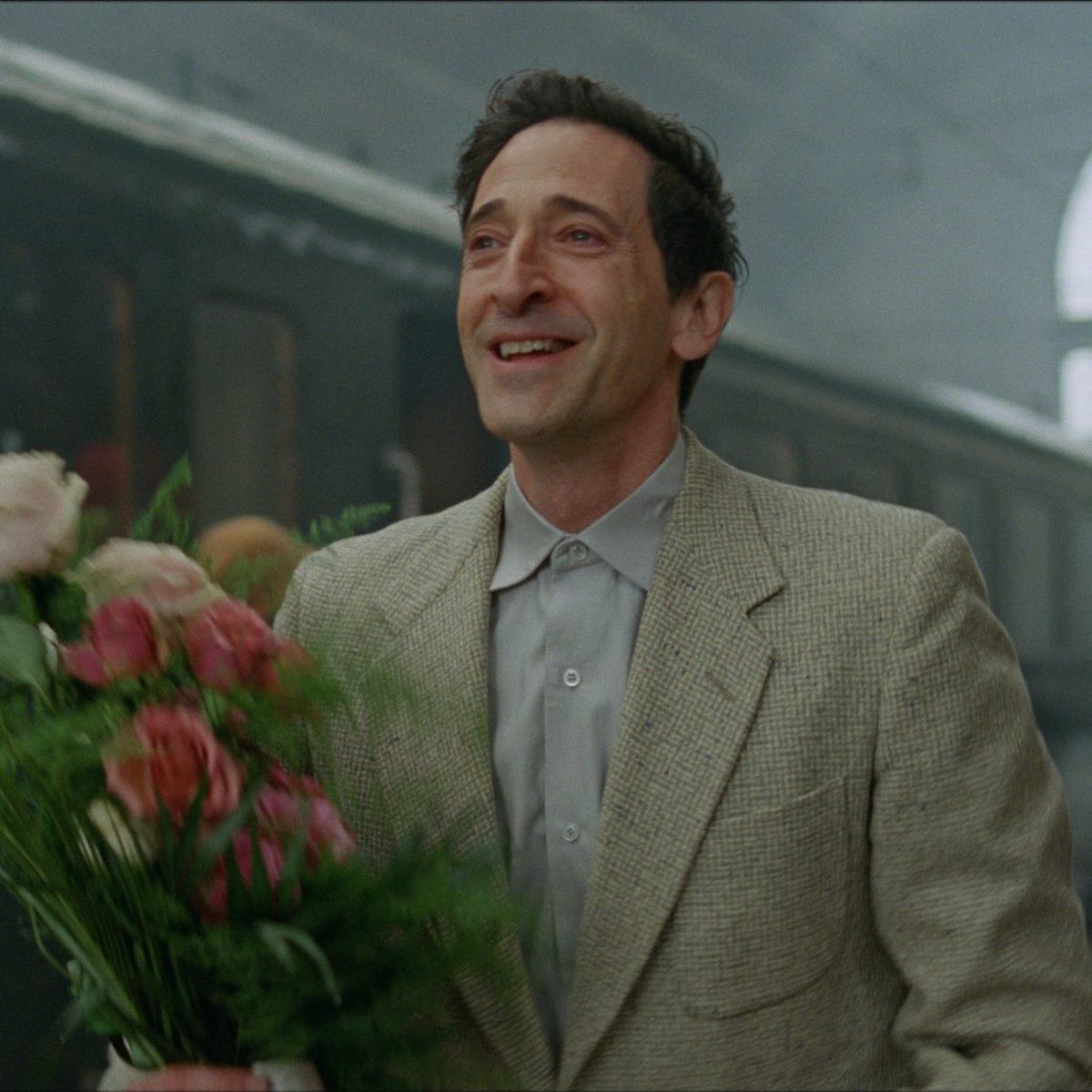 PopBase's tweet photo. 1 year ago today, Guinness World Records declared that Adrien Brody’s #Oscars speech had become the longest speech in the ceremony’s history at 5 minutes and 40 seconds. https://t.co/gC1FybSVDn