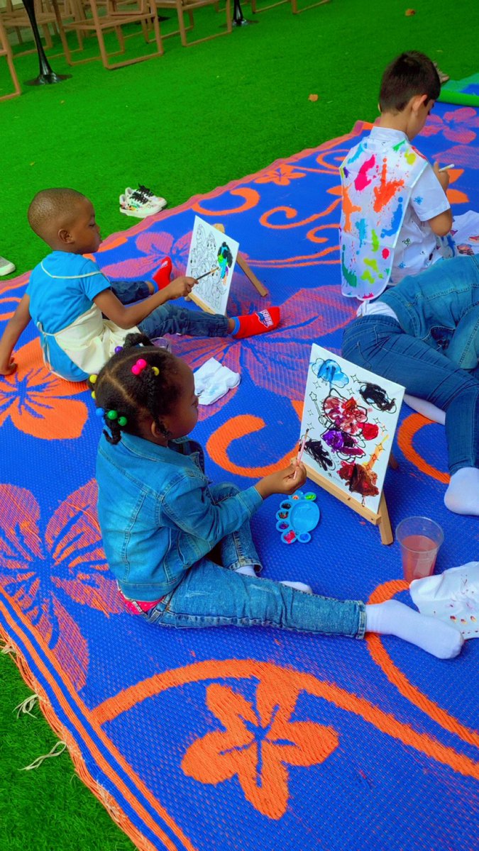 phinnyisraelceo's tweet photo. Not screen time.
This is creative development 🎨
At PTS, we build confidence, coordinatn, focus, &amp; self-expression.
Every brush stroke is growth.
Every craft session is therapy.
 Are your kids creatively engaged?
#CreativeKids #LagosMums #KidsActivitiesLagos #ArtForChildren https://t.co/Fwq3RRtAbd