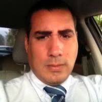 Mi hermano Jorge H. Alayeto Bigott lleva más de 8 años preso en Tocuyito. Su “delito”: grabar un video.
Eso es lo que consta en el expediente. No portó armas. No asaltó nada. Fue señalado como cómplice por haber filmado. Por eso lo detuvieron el 6 de agosto de 2017 en el marco