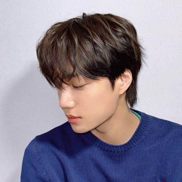 his pretty side profile