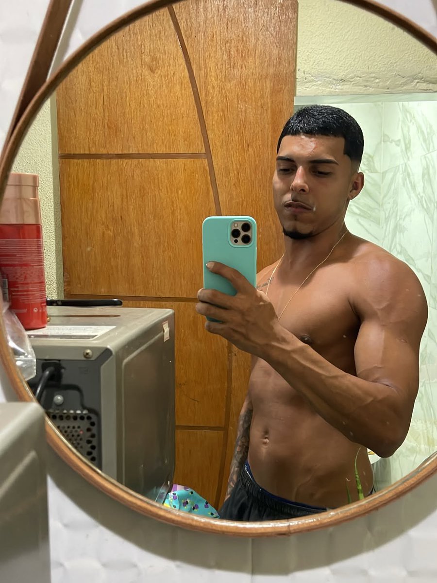 do balão 🎈 tweet media