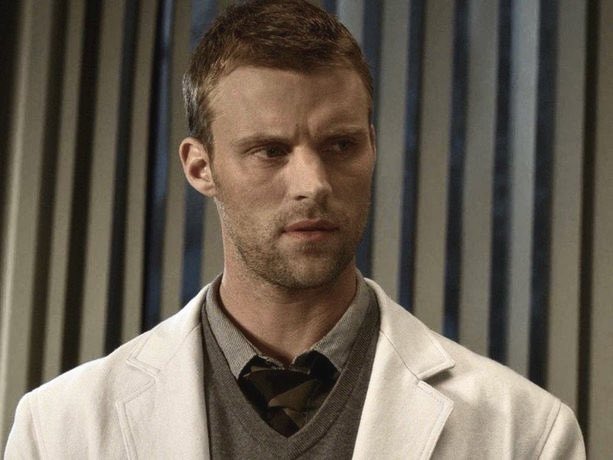 aospades03's tweet photo. define ‘character development’
#robertchase #housemd https://t.co/RCt9VasSes
