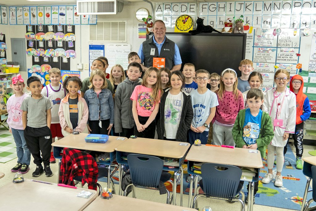 Glenn Jacobs tweet media