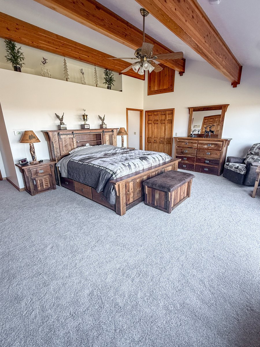 Rusmur Floors tweet media