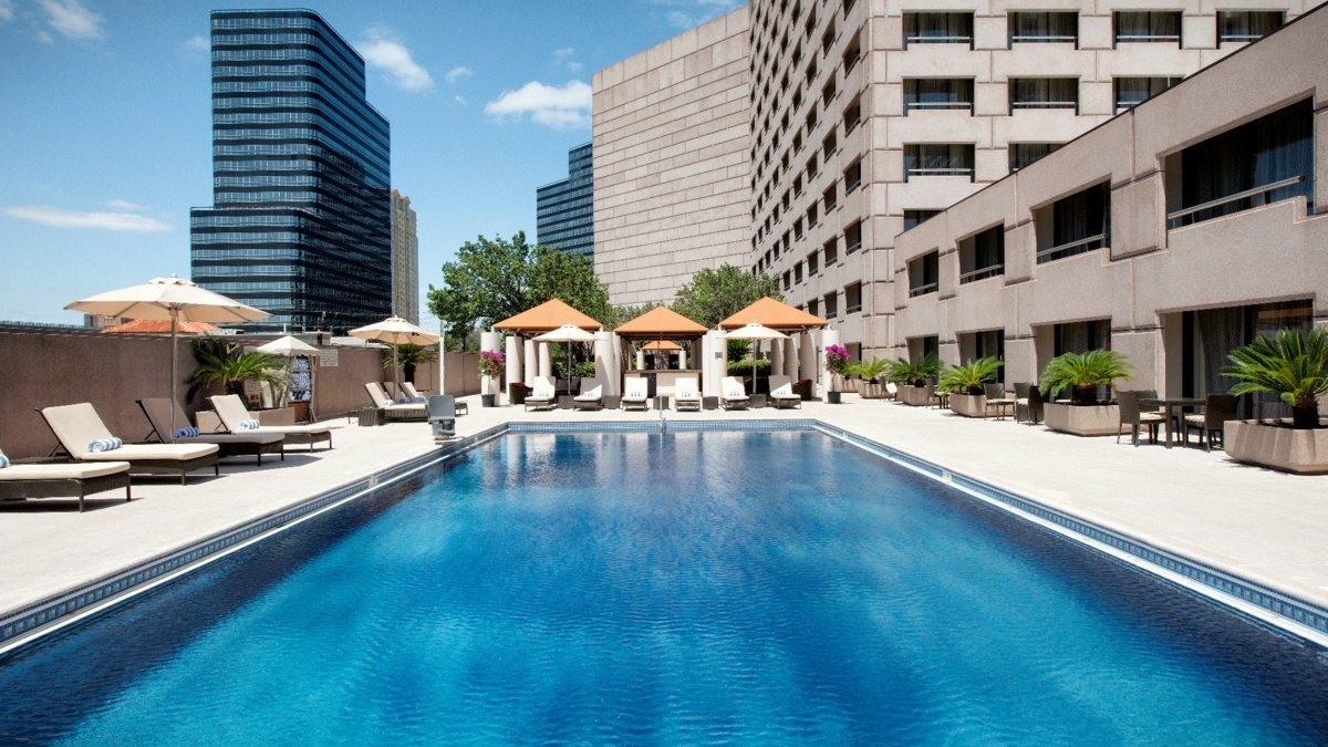 Hilton Post Oak tweet media