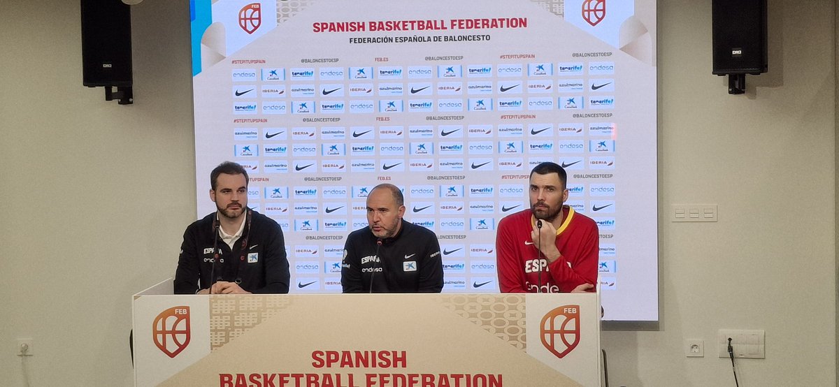 BorjaInzaRTVE's tweet photo. Noche espléndida en Asturias, con victoria de España, 78-64 ante Ucrania y pase a la 2ª ronda clasificatoria para el Mundial de Catar 2027. En el remozado Palacio de los Deportes de Oviedo, con Jaime Fernández e Izan Almansa @BaloncestoESP @rne @RNEdeportes
#Basket
#Vamooosss https://t.co/0kxfrqqBhA
