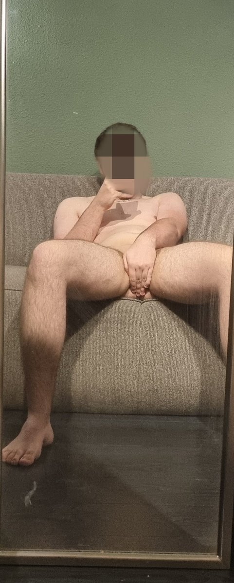 jtwink094's tweet photo. Werd spontaan geil op de bank🥵 wie komt mij helpen?

#gay #twink #nude https://t.co/U2vY1vhJBu