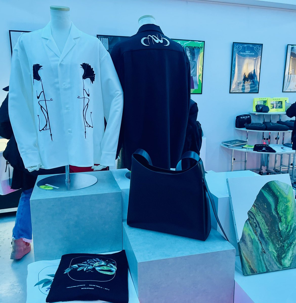 NIL 9周年展示会🖤
世界観がとても素敵でした。
あの空間にいられたことが嬉しいです☺️
#nilduenilun_tokyo 
#nildueniluntokyo