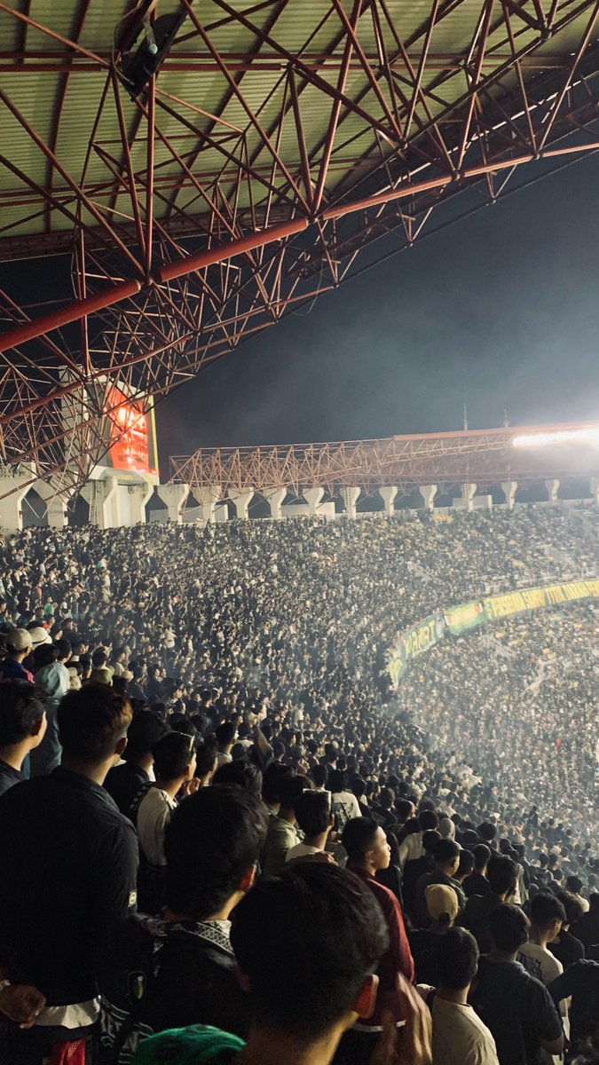 GREEN LINE PERSEBAYA tweet media