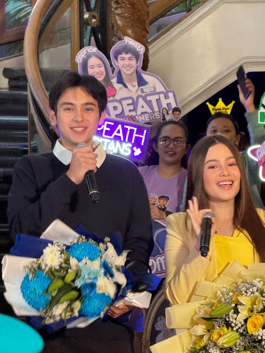 HeathWaversOFC's tweet photo. Our AFAM sibs! Sobrang ganda at sobrang gwapo huhu

@krysheathofc 

HEATHs UNANG HIRIT
HEATHs UNANG HIRIT https://t.co/MKAWyxT4Cr