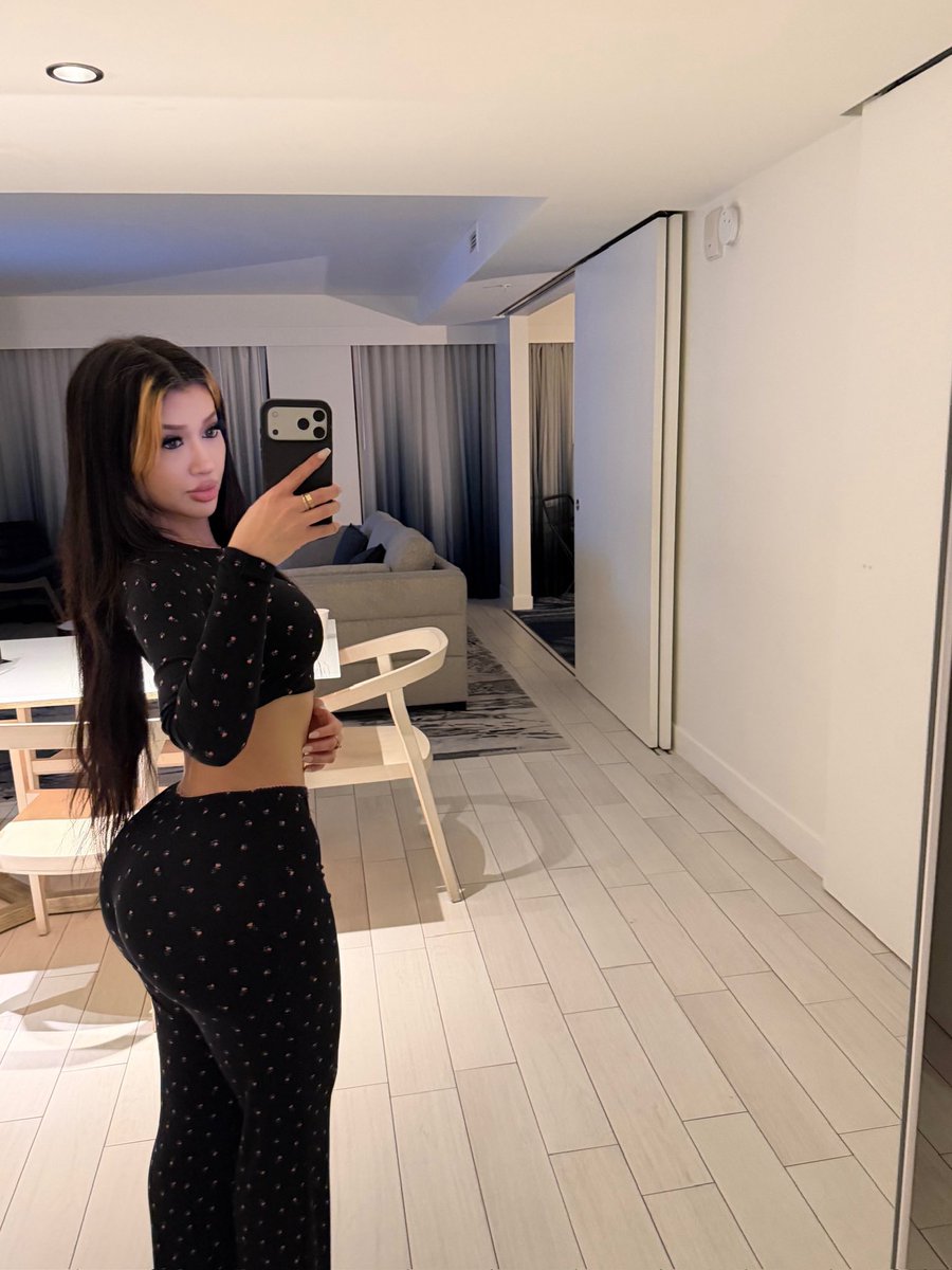 Lilianaheartsss tweet media