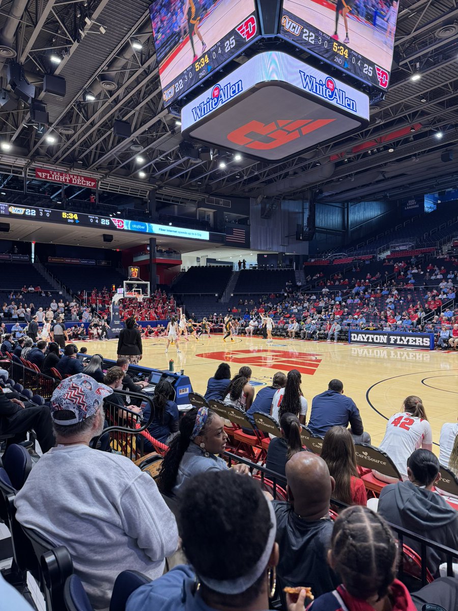 Nyomi Hahn tweet media