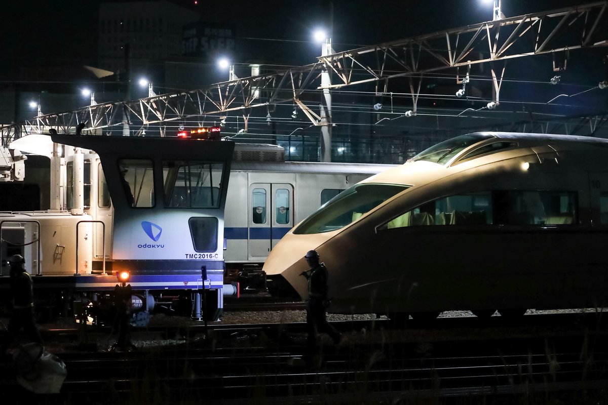 Shinka_Photo's tweet photo. 2/27終電後 50001号車 深夜回送

VSEが安住の地へ。
ご一緒した方々お疲れ様でした。 https://t.co/DYPScqswao