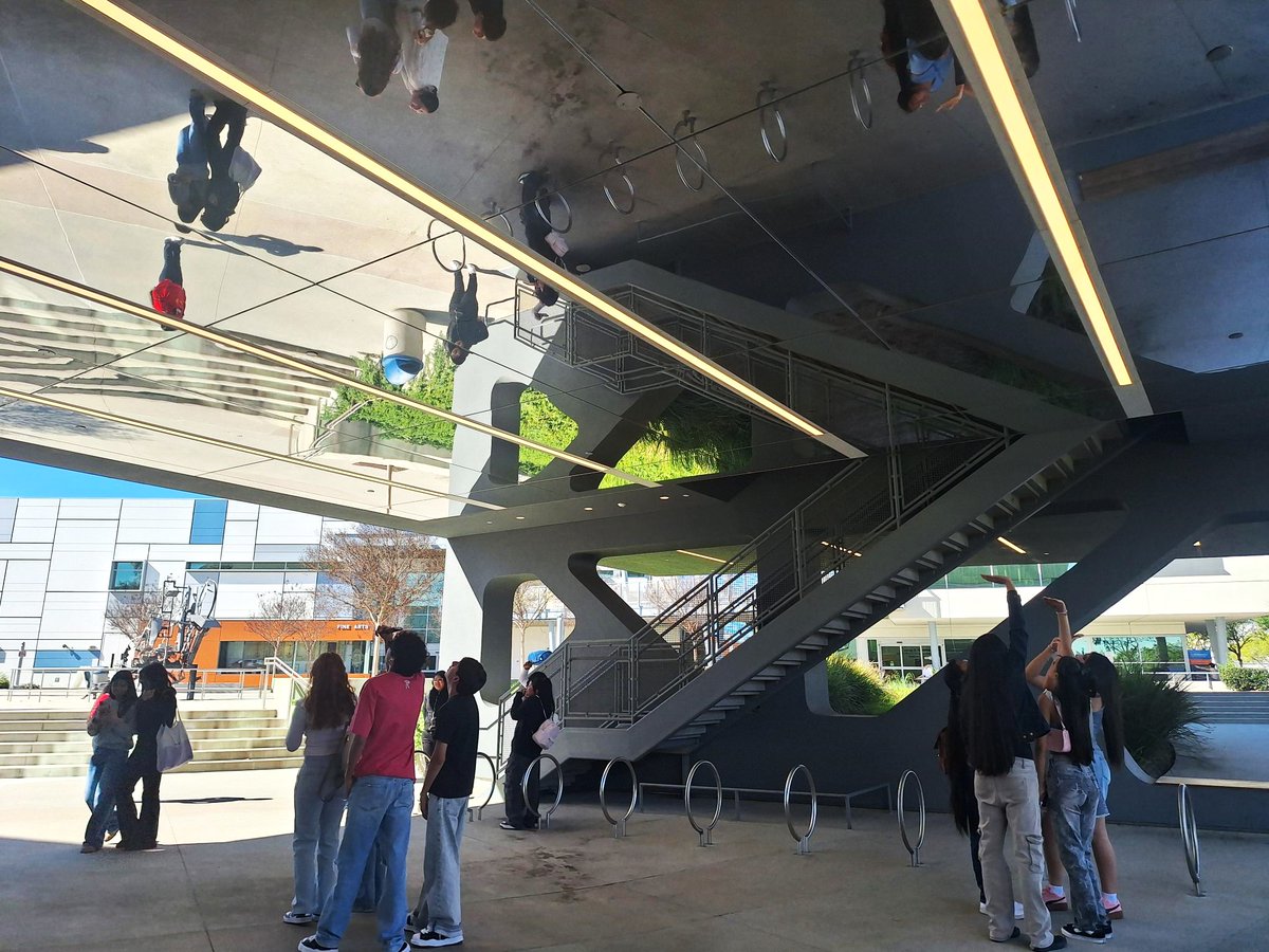 ComptonUnified's tweet image. 🎓✨ CUSD Newcomers Explore Their Collegiate Future! ✨🎓 83 CUSD 9-12 grade scholars from @MightyTarbabes &amp;amp; @bigtenapaches recently visited @cerritoscollege for an inspiring day of admissions requirements, financial aid &amp;amp; career pathways.

#ComptonUnified #CollegeBound