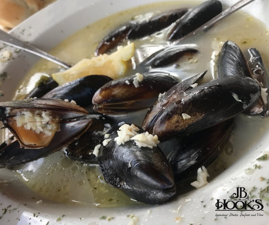 JBHooks's tweet photo. Friday night at the lake is calling.
Come for premium steaks, fresh seafood, and that panoramic Lake Ozark view that makes everything feel like a getaway. 🌊🥩🦞
Cocktails first, dinner next, memories after. 🍸✨
Reserve your table and make it a JB Hooks kind of Friday.
#JBHooks https://t.co/kLXaG7gS2u