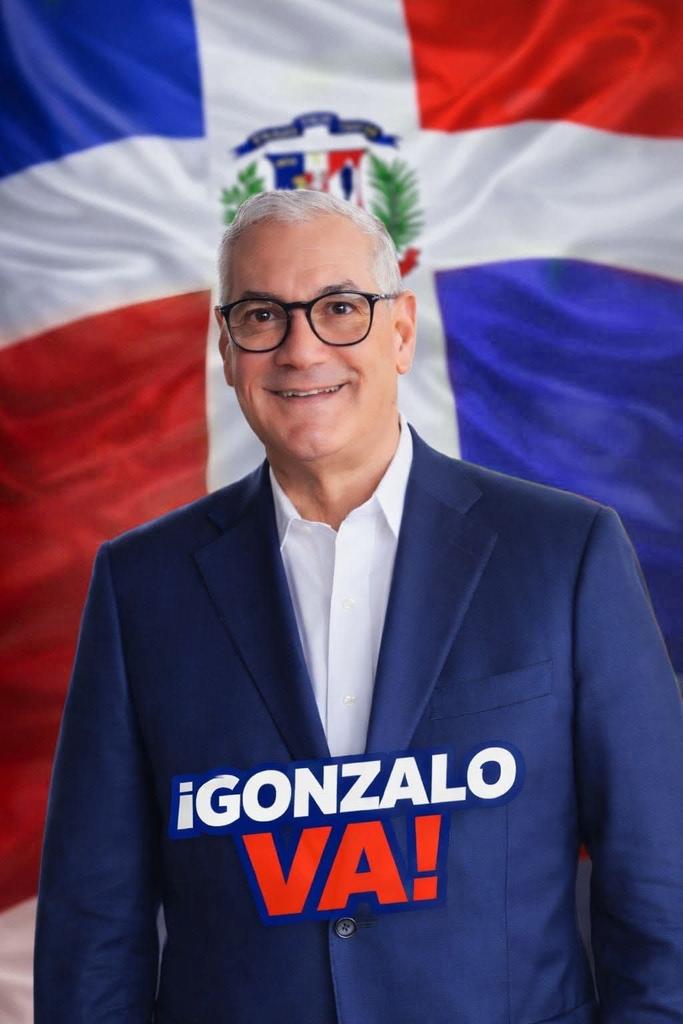 ValenzuelaJehan's tweet photo. Todos alrededor de usted presidente @GonzaloCastillo, en cada rincón de la República Dominica 🇩🇴tendrá no uno, sino cientos de soldados dispuestos a buscar los votos hasta debajo de las piedras.

Gonzalo Castillo 2028. https://t.co/myMZZskQMf