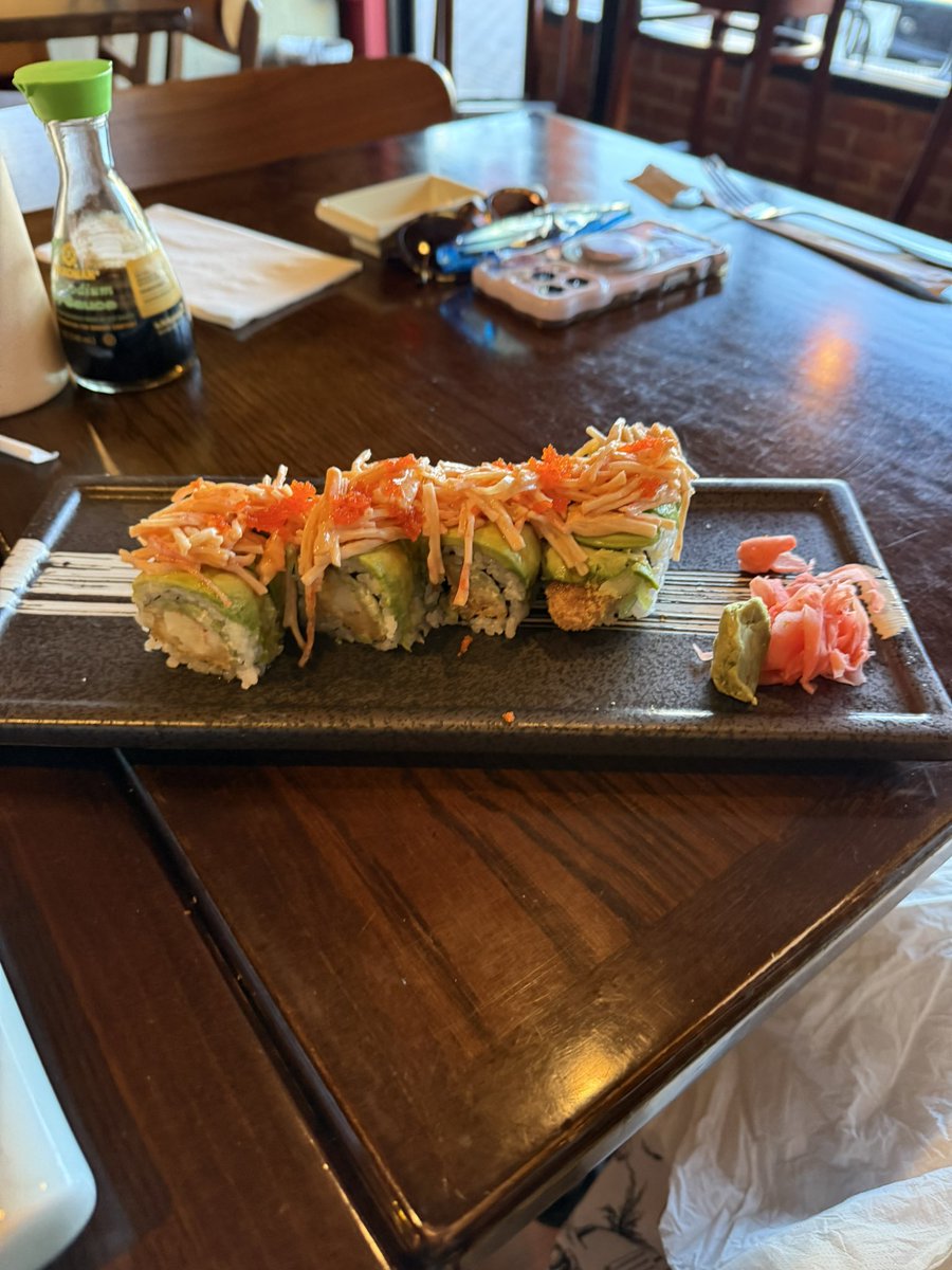 JJohnsonlesss's tweet image. Aight you plebes. 

Dinner #Jacksonville