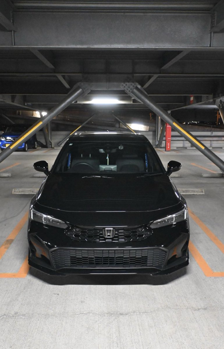 フロントリップ <a href="/garagevary/">ガレージベリー</a> さんです 
見る度かっこよくてニヤニヤしてる。
